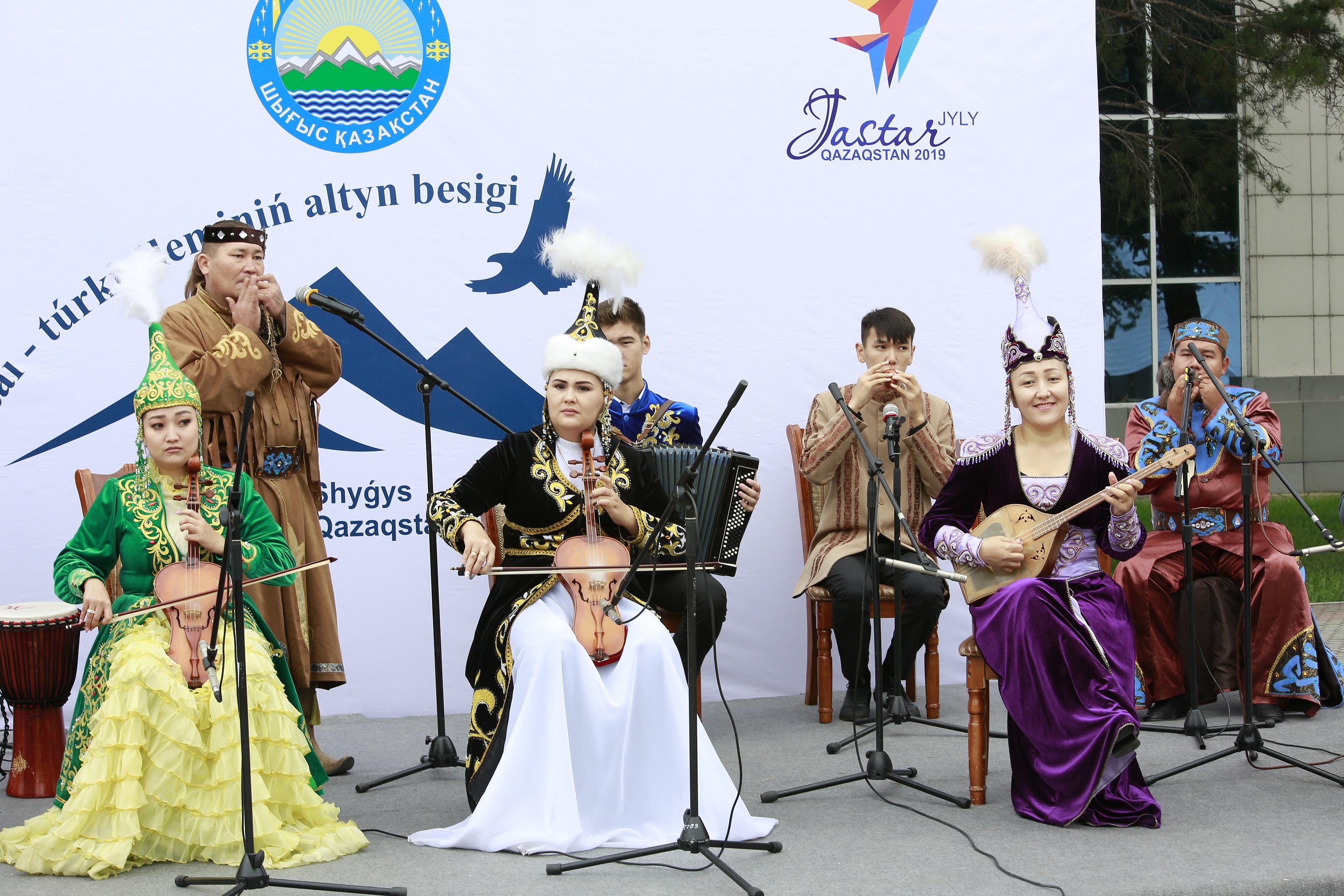 "Rýhanı jańǵyrý" baǵdarlamasy aıasynda qundy jádigerler túgendelip jatyr