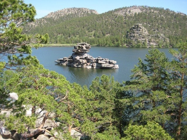 Býrabaıda jańa úlgidegi servıstik ákimdik keńsesi ashyldy