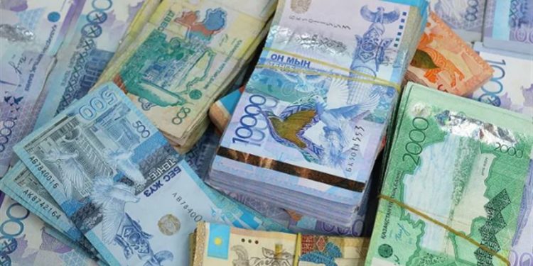 Almatylyqtar medısınalyq saqtandyrý qoryna 63 mıllıardtan astam teńge aýdardy