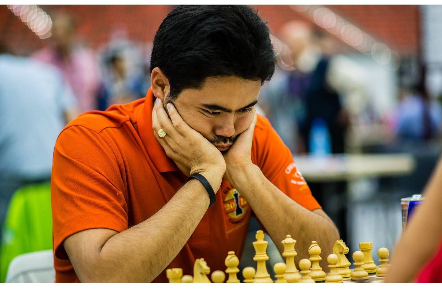 Shahmattan onlaın-týrnır bastaldy