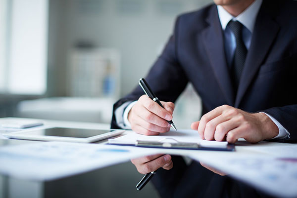 Raýshan Esbergen: Bızneste myqty jeńbeıdi