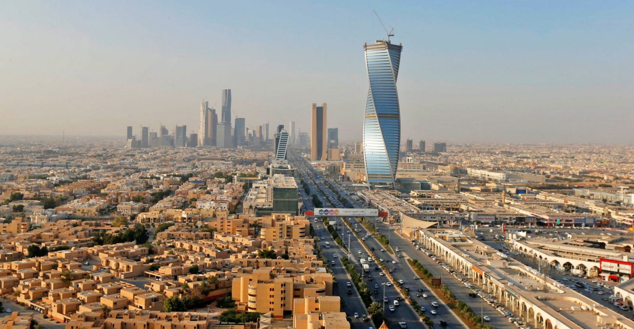 Saýd Arabııasy qosymsha qun salyǵyn úsh ese ósirmek