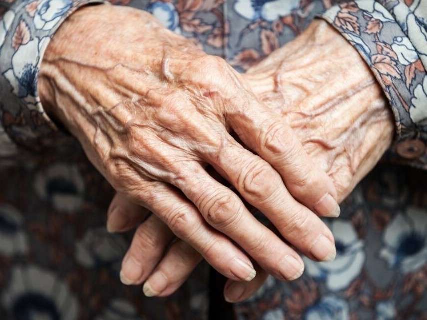 Qazaqstanǵa aldaǵy 30 jylda qartaıý qaýpi tónip tur