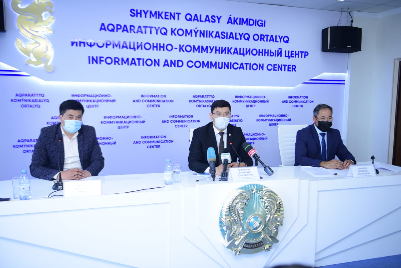 Shymkent: Eńbek kodeksine engizilgen ózgerister men tolyqtyrýlar túsindirildi