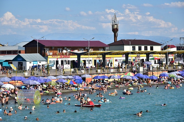 Alakól jaǵalaýy abattandyrylyp jatyr 