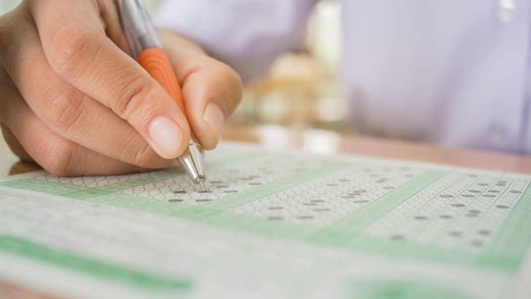 Pedagogtar Ulttyq biliktilik testileýdi onlaın tapsyrady