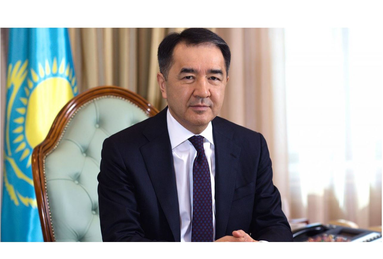 Almaty ákimi balalardy qorǵaý kúnimen quttyqtady