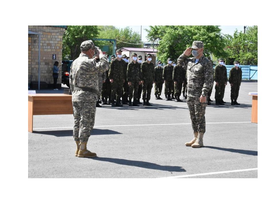 Erikti jasaqtyń erleri marapattaldy
