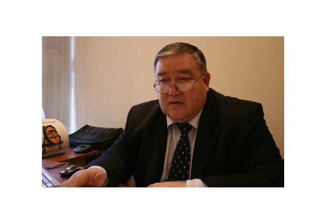 El úshin mańyzdy bastama