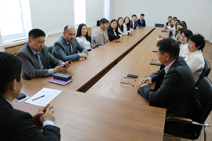 Mańǵystaýda ekologtar kúni atalyp ótildi