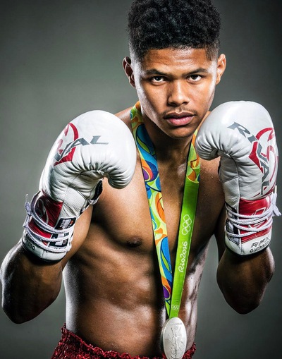 Las-Vegastaǵy MGM Grand arenasynda kásipqoı boks keshi ótti