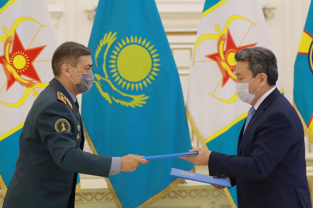 Elbasy kitaphanasy men Qorǵanys mınıstrligi yntymaqtastyq ornatty