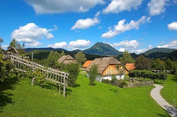 Ekotýrızmdi damytýǵa erekshe nazar aýdarylýda