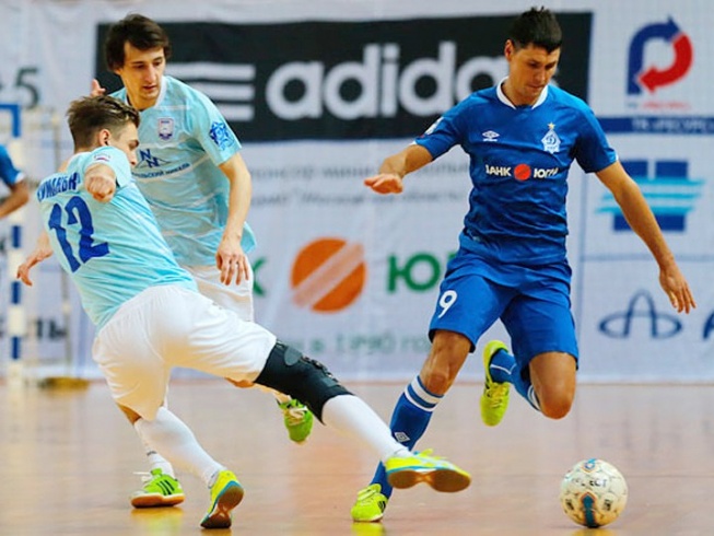 Dańqty "Dınamo" klýby tarap ketti