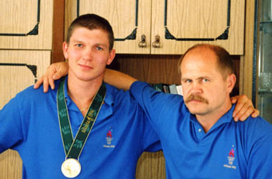 Sport sańlaqtarynyń atyna kóshe berý usynyldy