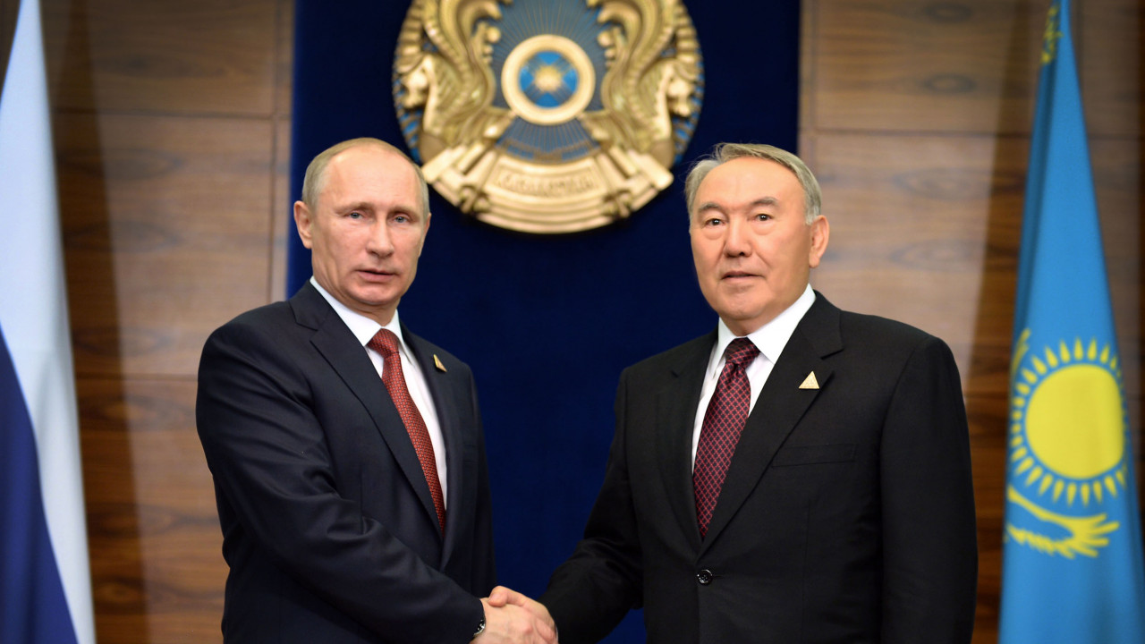 Elbasy Vladımır Pýtınmen telefon arqyly sóılesti