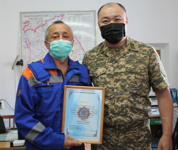 Apattar medısınasy ortalyǵynyń qyzmetkerleri marapattaldy