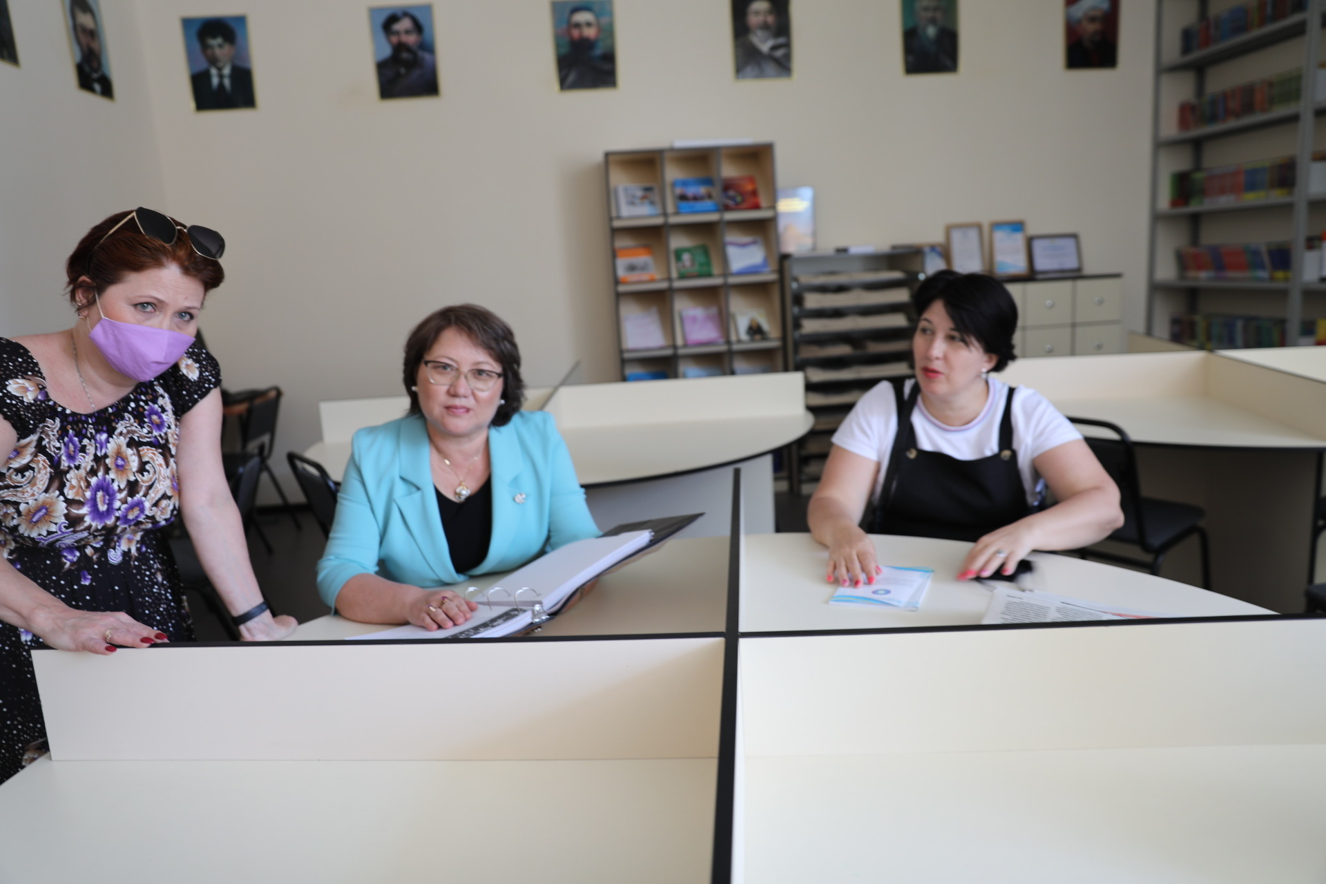 "О́rleýde" sıfrly bilim berý resýrstary ázirlenýde