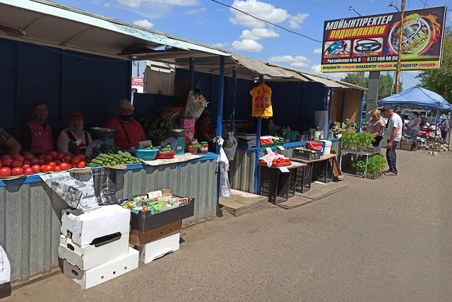 Pavlodarlyqtar saıajaı ónimderin ótkizetin oryn tapshylyǵyna kóńili tolmaýda