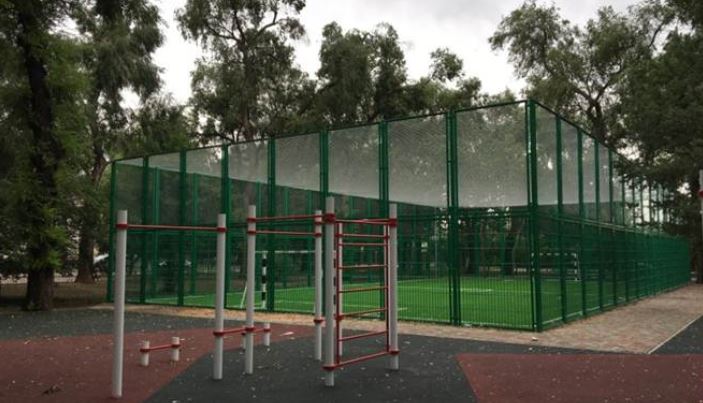 Astana kúnine oraı Almatyda jańa skverler ashyldy