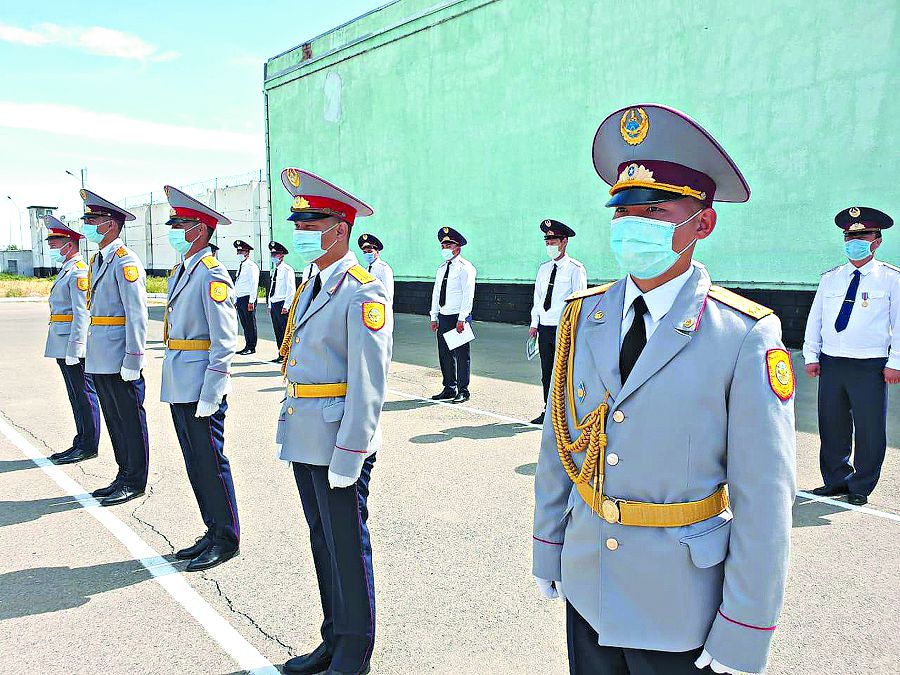 «Ádilet leıtenanty» shenin túzeý mekemesinde aldy