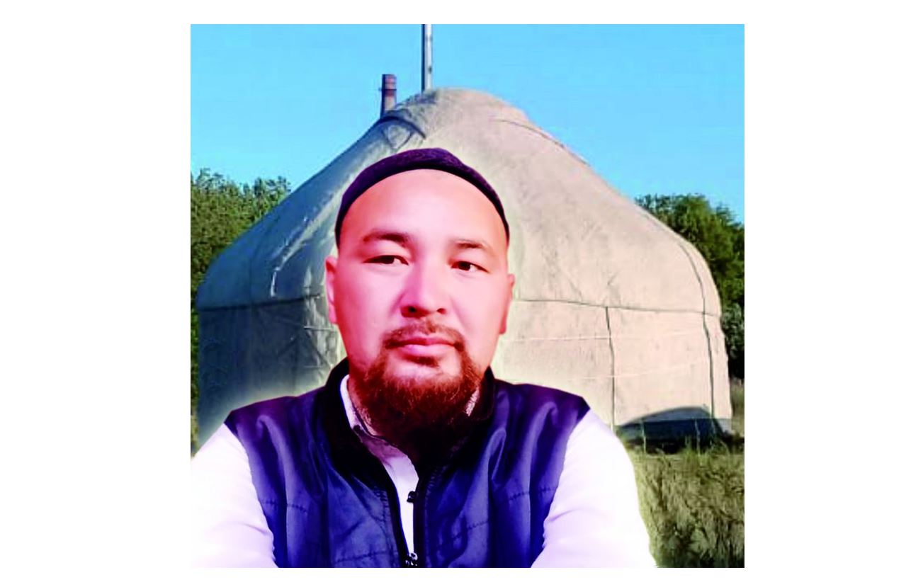 Troısk meshitiniń ımamy kıiz úıde turady