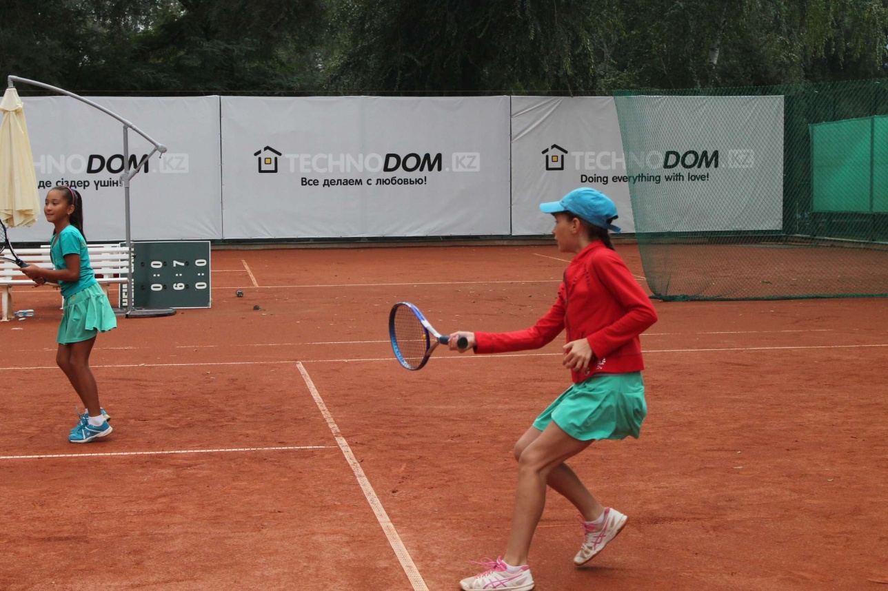 Ýkraınada top jardy