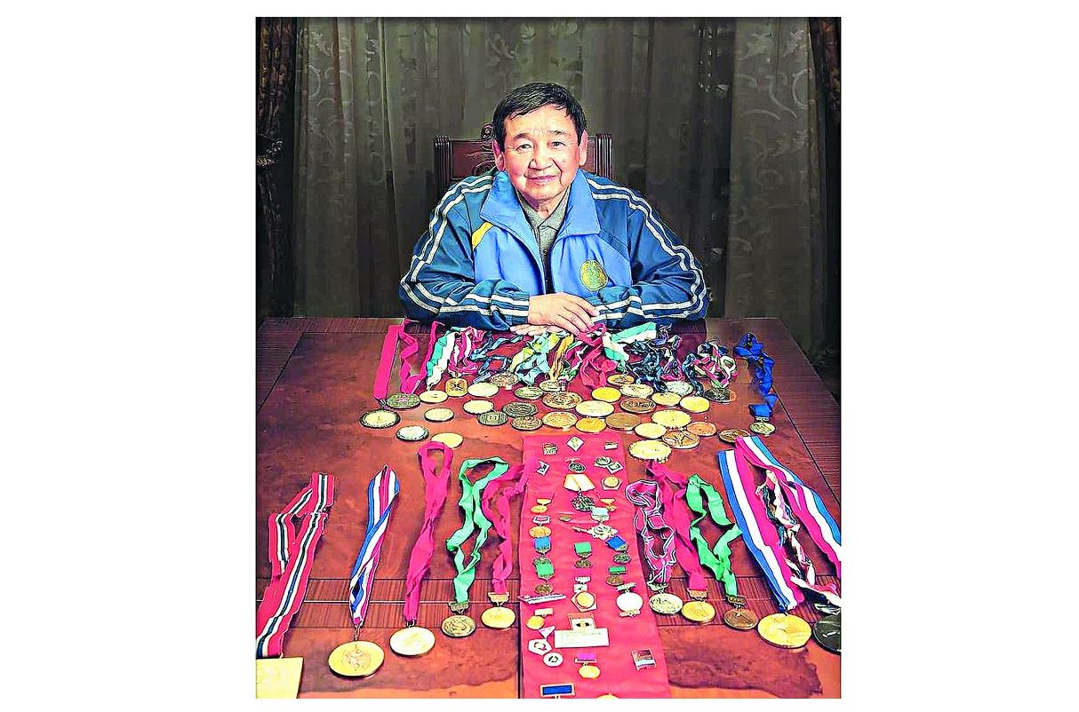 Alashtyń «bir japyraq» balasy (Jaqsylyq Úshkempirovtiń Olımpıada chempıony atanǵanyna – 40 jyl)