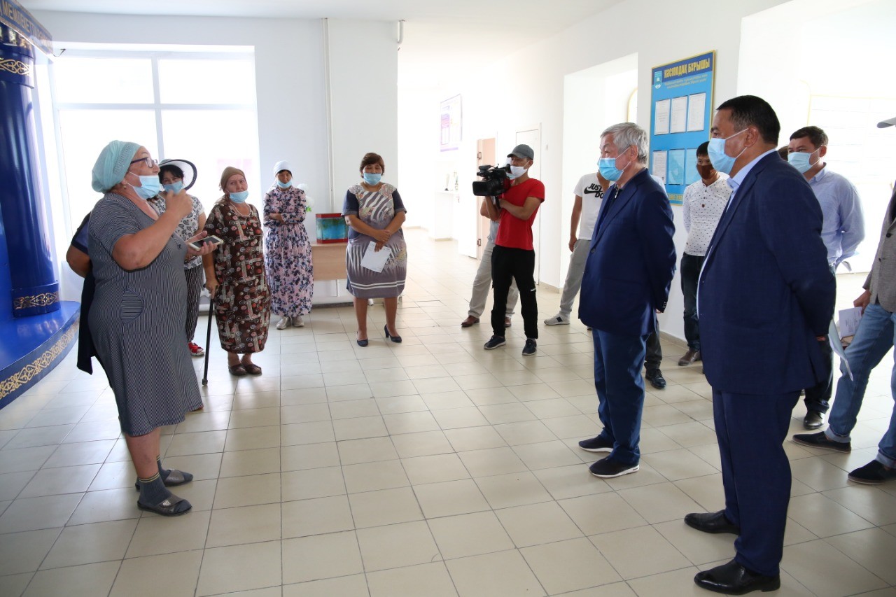 Aýyl ákimine taǵylǵan aıyp qandaı?