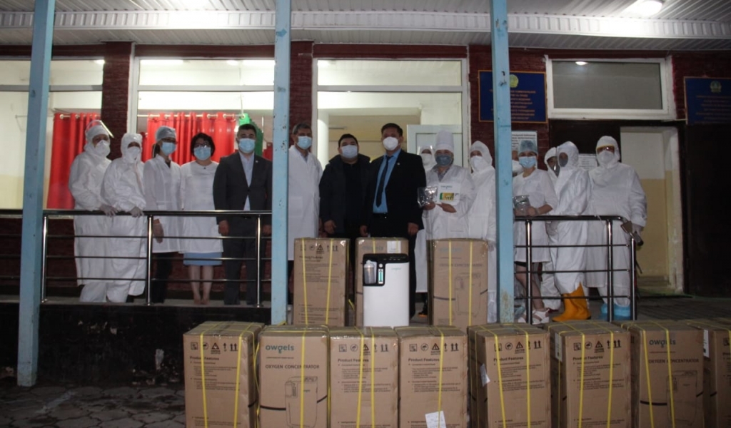 Atyn aıtpaǵan kásipker aýrýhanaǵa 15 apparat syılady