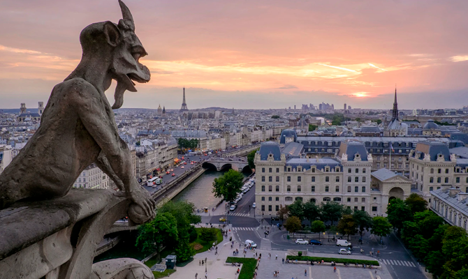 COVID-19: Fransııaǵa test tapsyrmaı kire almaıtyn kimder?