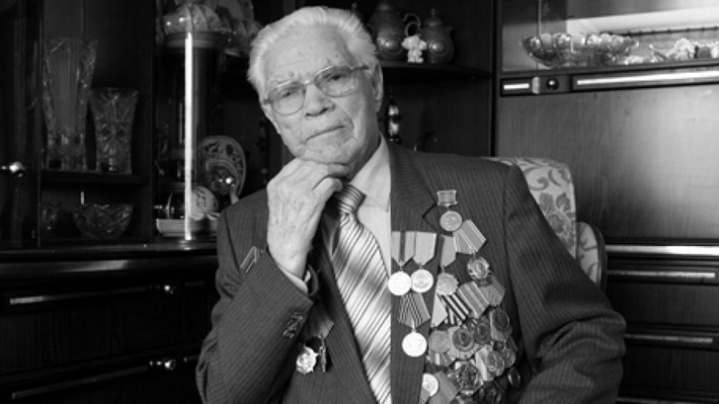 Soǵys ardageri Aleksandr Kolesnıkov dúnıeden ótti