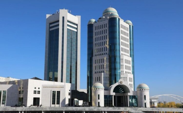 Áleýmettik máseleler basty nazarda