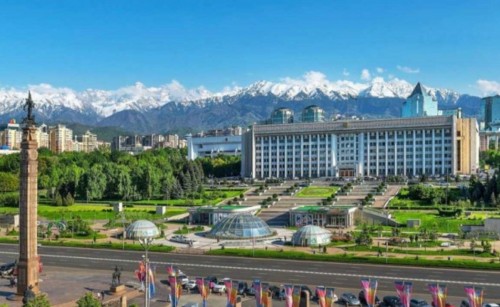 Almatyda jumysyna kirisken ShOB-tarda sanıtarlyq-epıdemııalyq talaptar tekseriledi