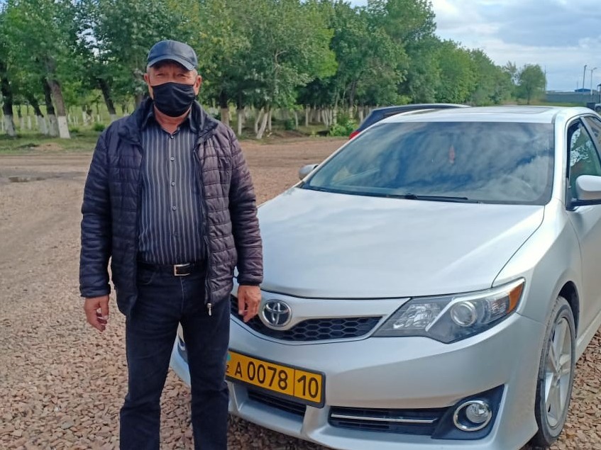 Qostanaı oblysynda Qap taýynan ákelingen 258 avtokólik tirkeldi