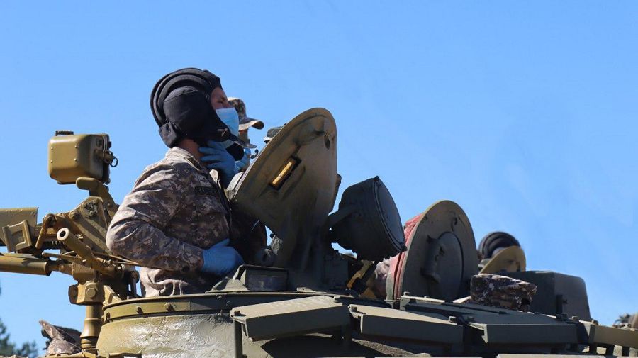 Qazaqstandyq tankishiler jarysqa daıyn