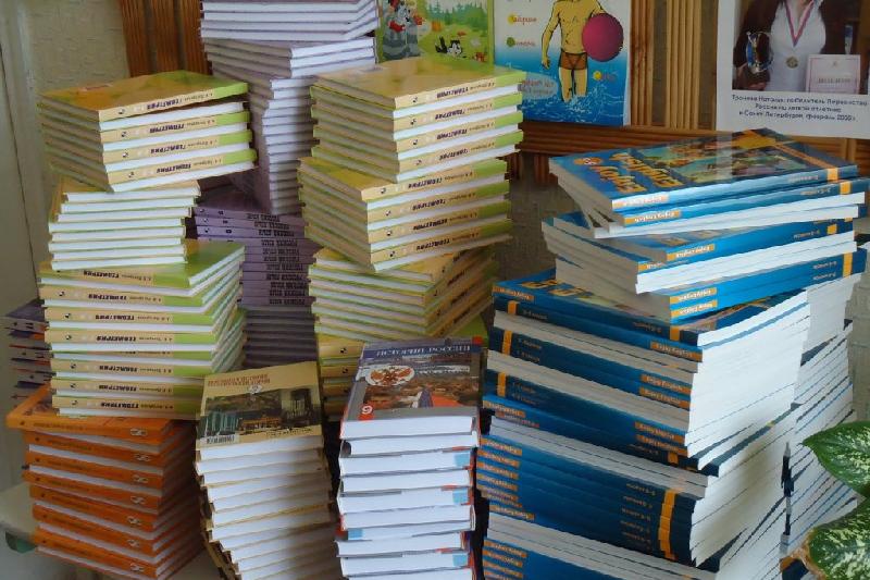 Almatyda oqýlyqtar satyp alýǵa jergilikti bıýdjetten 3,8 mlrd teńge bólindi