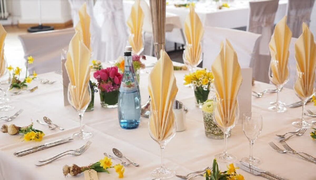 Ár nárseniń jóni bar