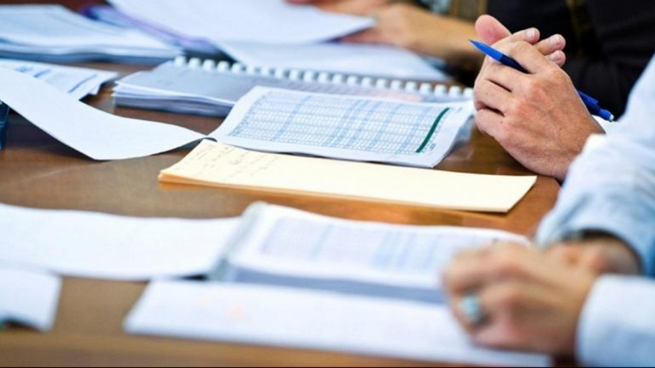 Úkimettik emes uıymdardy tartý – durys sheshim