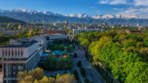 Almatyda sarapshylardyń qatysýymen telemarafon ótip jatyr