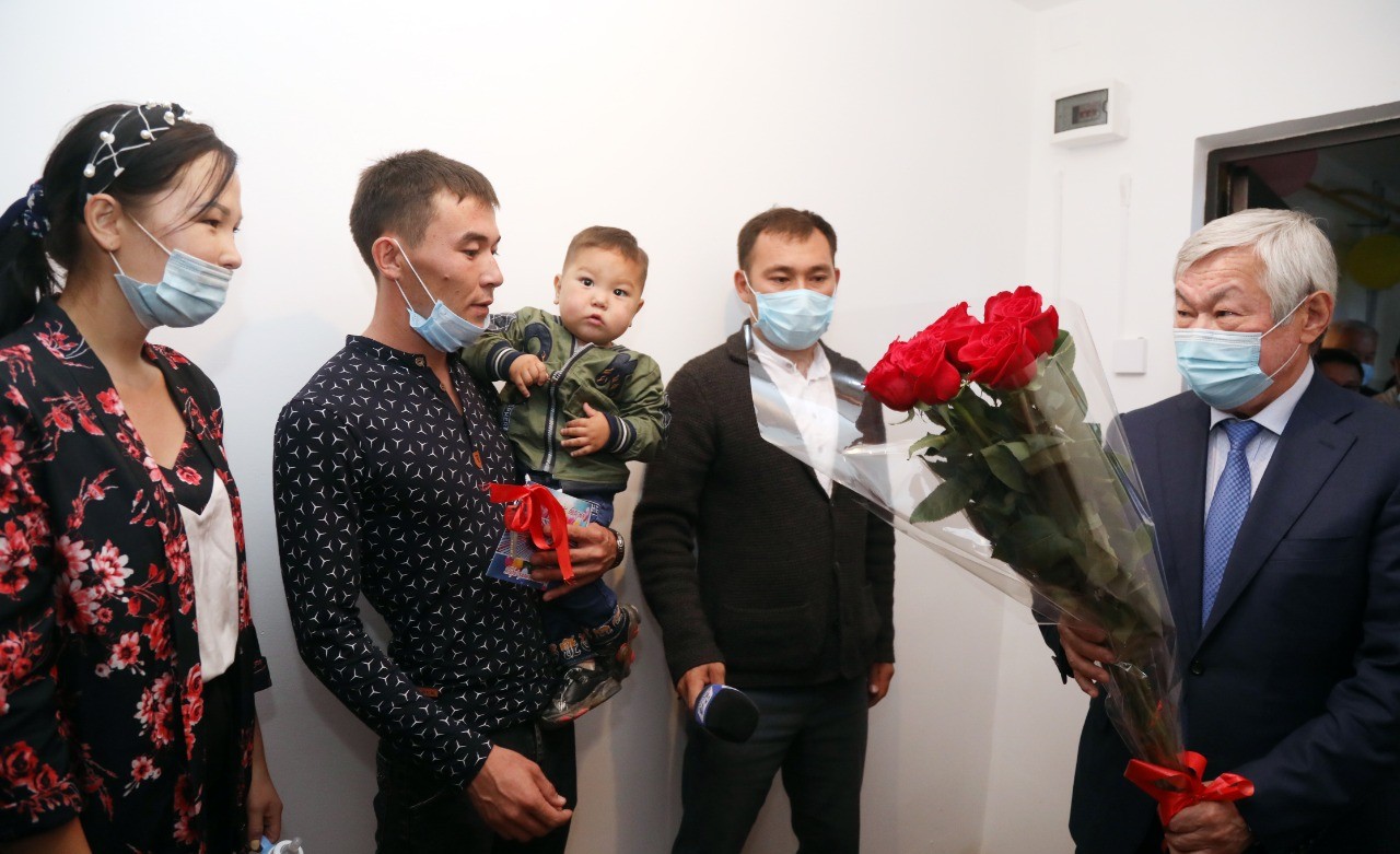 Tarazda turǵyndarǵa páter kiltteri tabystaldy