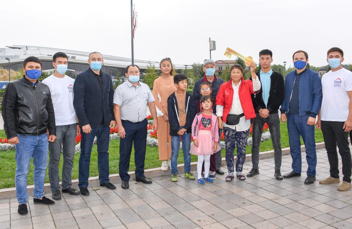 Jaqsylyq jasap jarysaıyq...