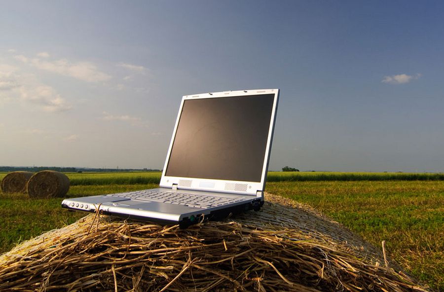 800-den  astam aýylda ınternet joq