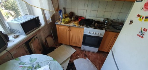 Lısakov qalasynda órt shalǵan páter ishinen áıel adamnyń máıiti tabyldy