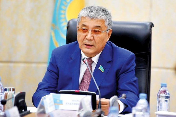 Jergilikti ózin ózi basqarý isi ózekti