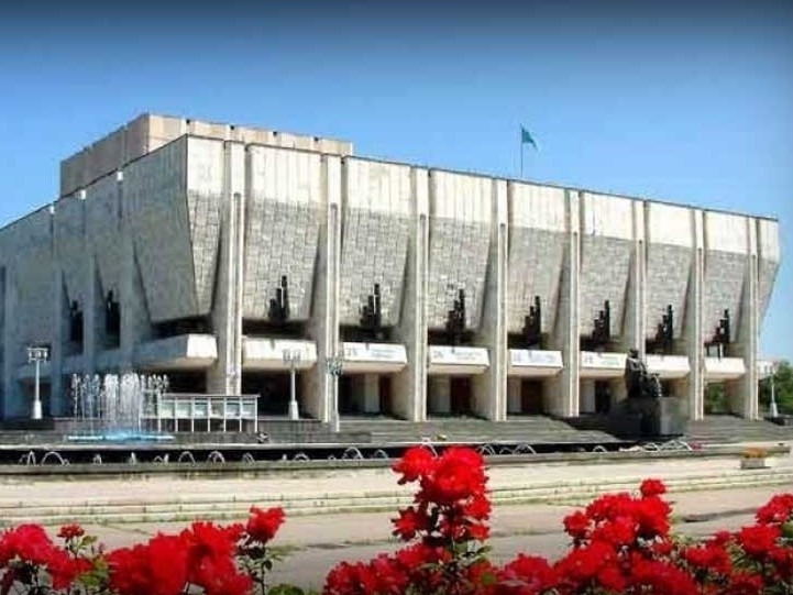 Ákem-teatr "Monodrama" baıqaýyn jarııalady