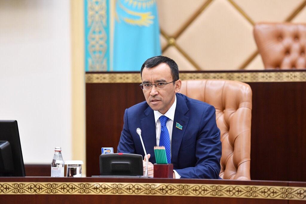 Máýlen Áshimbaev: Memlekettik basqarýdaǵy olqy tustar belgili boldy