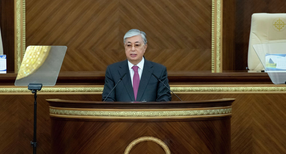 Almatyda zııaly qaýym ókilderi Prezıdent Joldaýyn talqylaýda