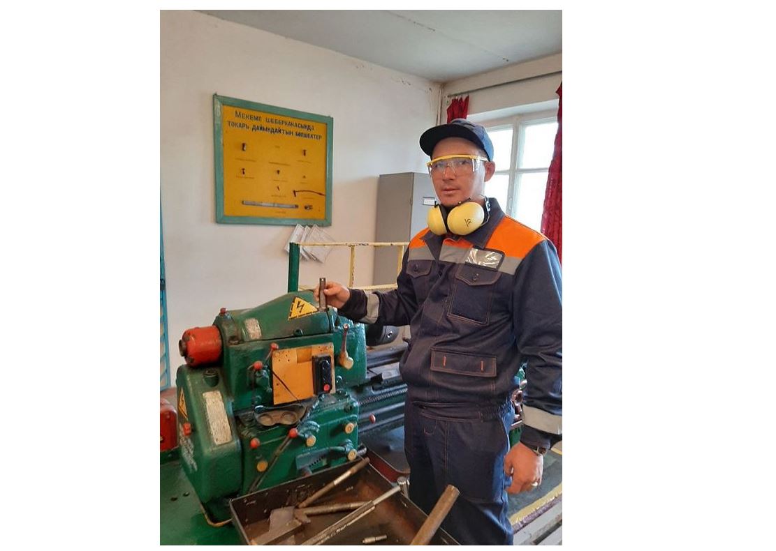 117 jyl múltiksiz jumys istep tur