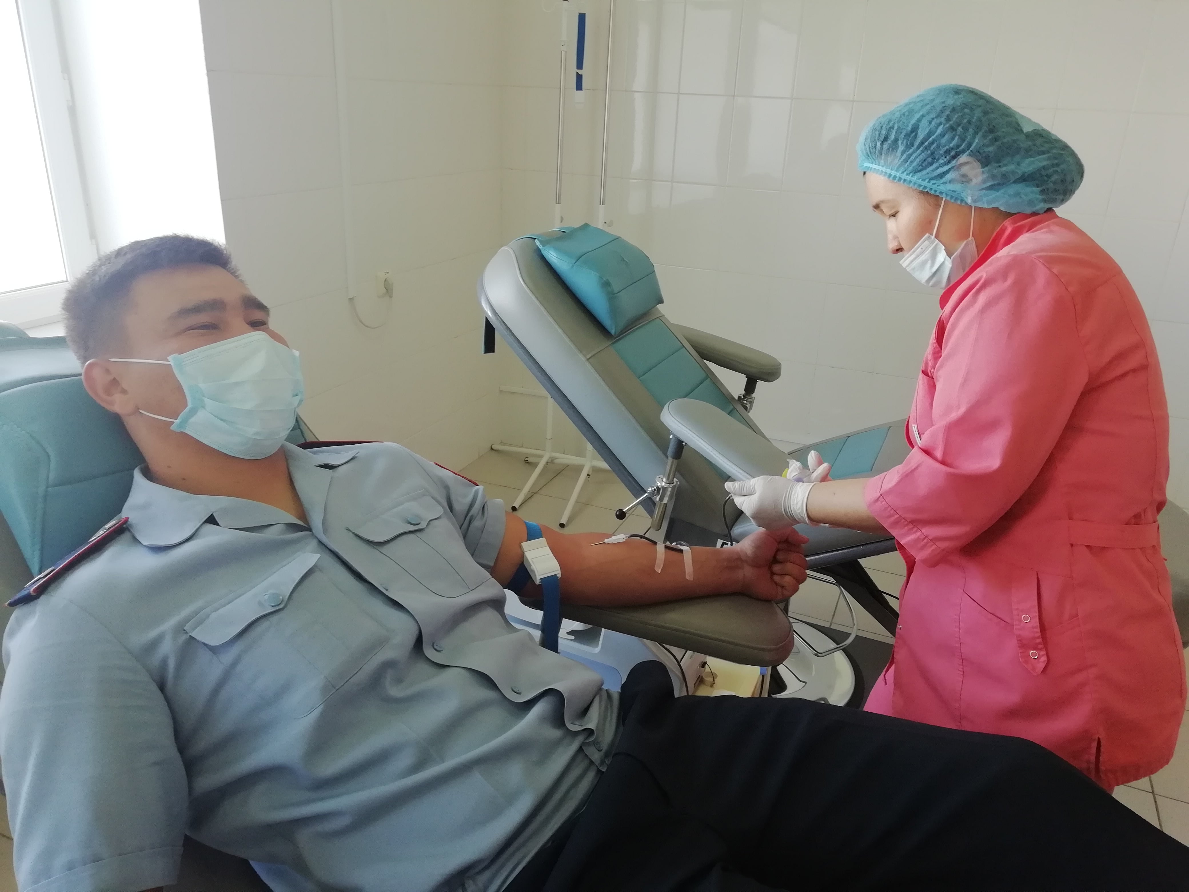 QAJD qyzmetkerleri qan tapsyrýdy paryz sanaıdy